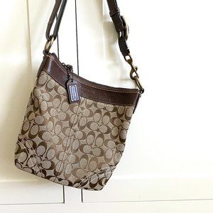 Coach Signature Canvas Jacquard Bag